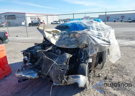 2001 Chevrolet Silverado 1500 Ls z USA, uszkodzony, nr VIN 2GCEC19V111220092